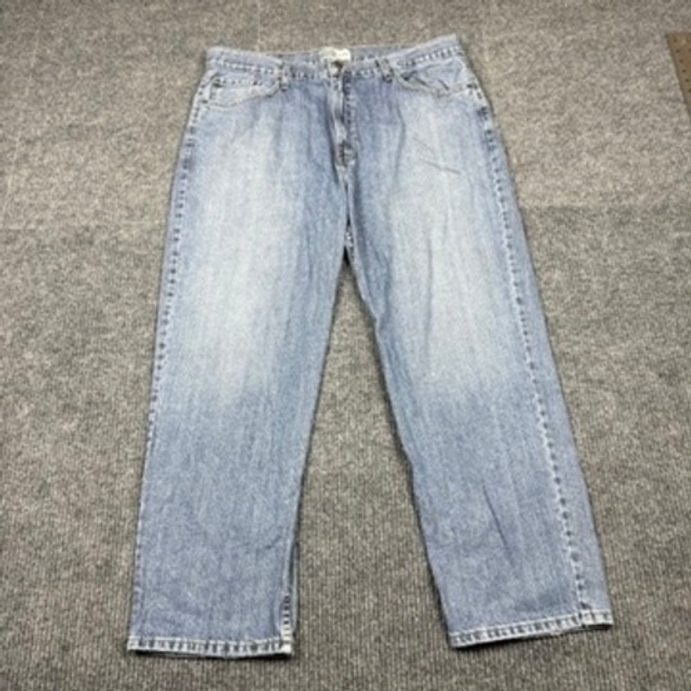 Signature by Levi Strauss Mens Relaxed Fit Jeans Light Wash 40x30 Denim Pants